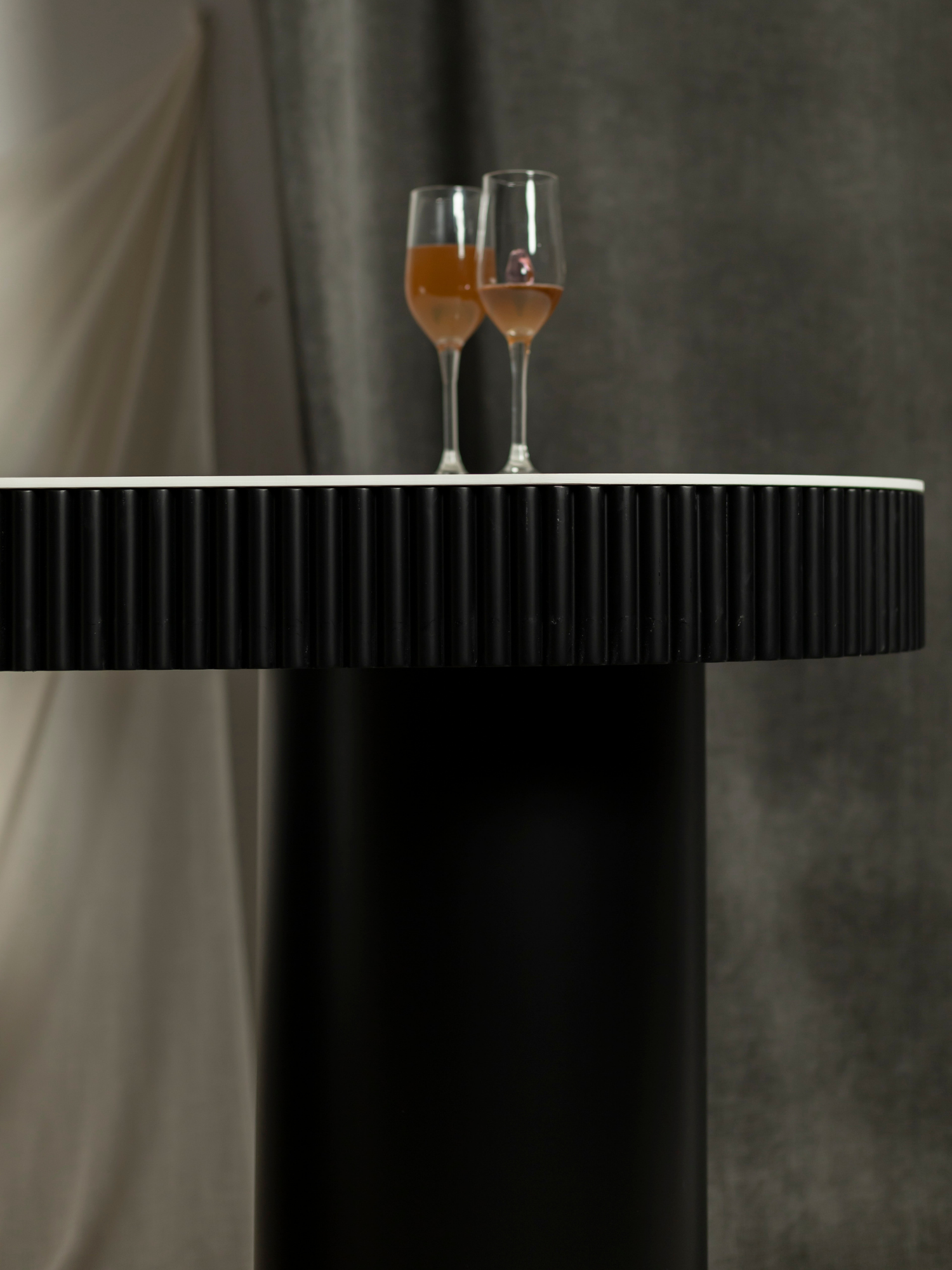 Nero | Console Table